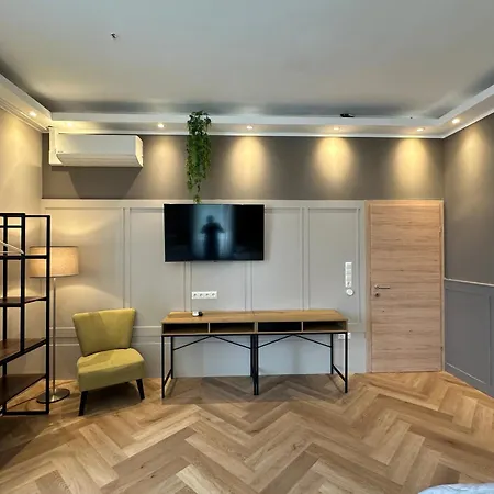 Lejlighed Book-a-room 31 *